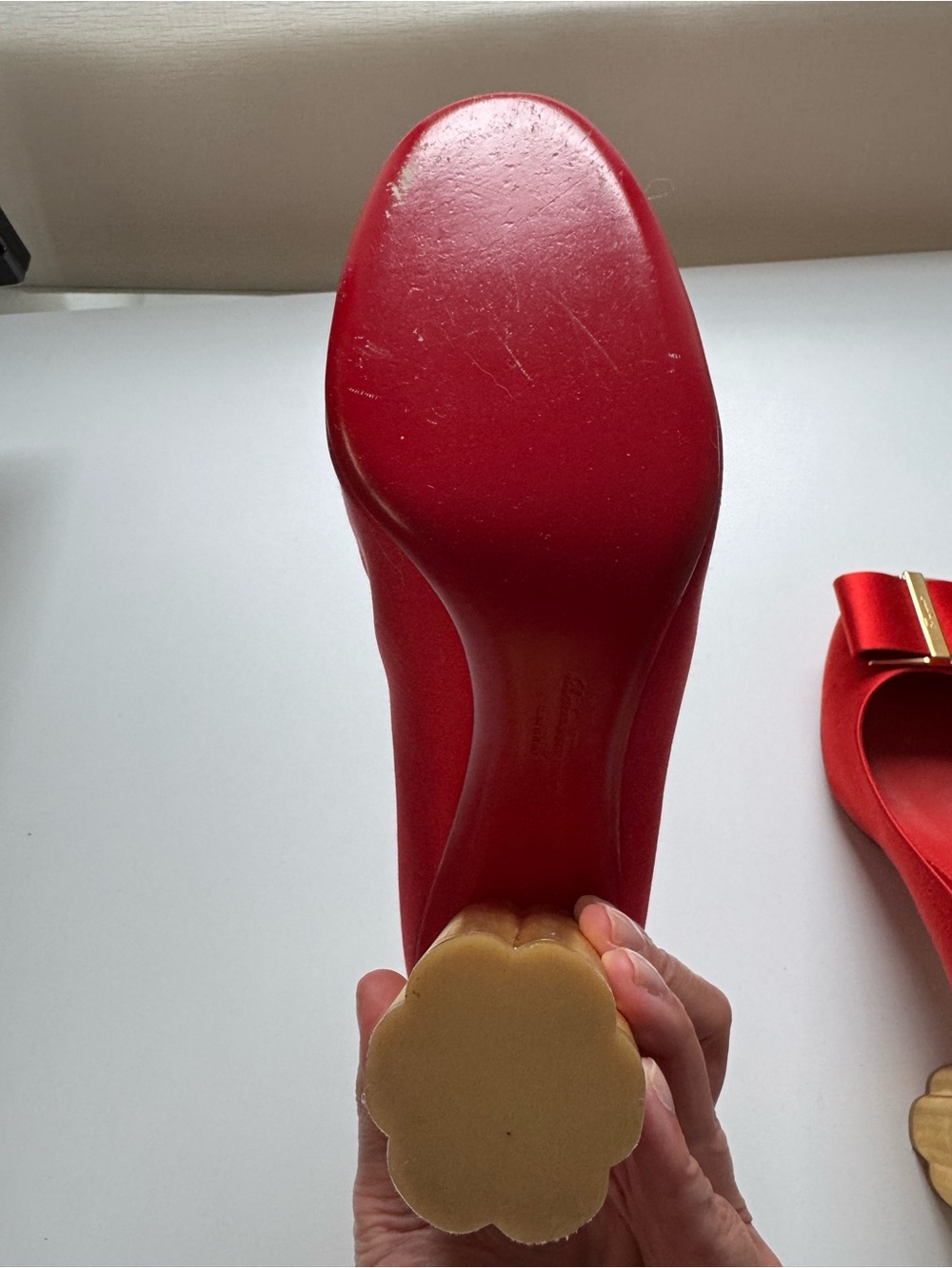 Salvatore Ferragamo Capua Bow Flower Heel - Picture 7 of 9